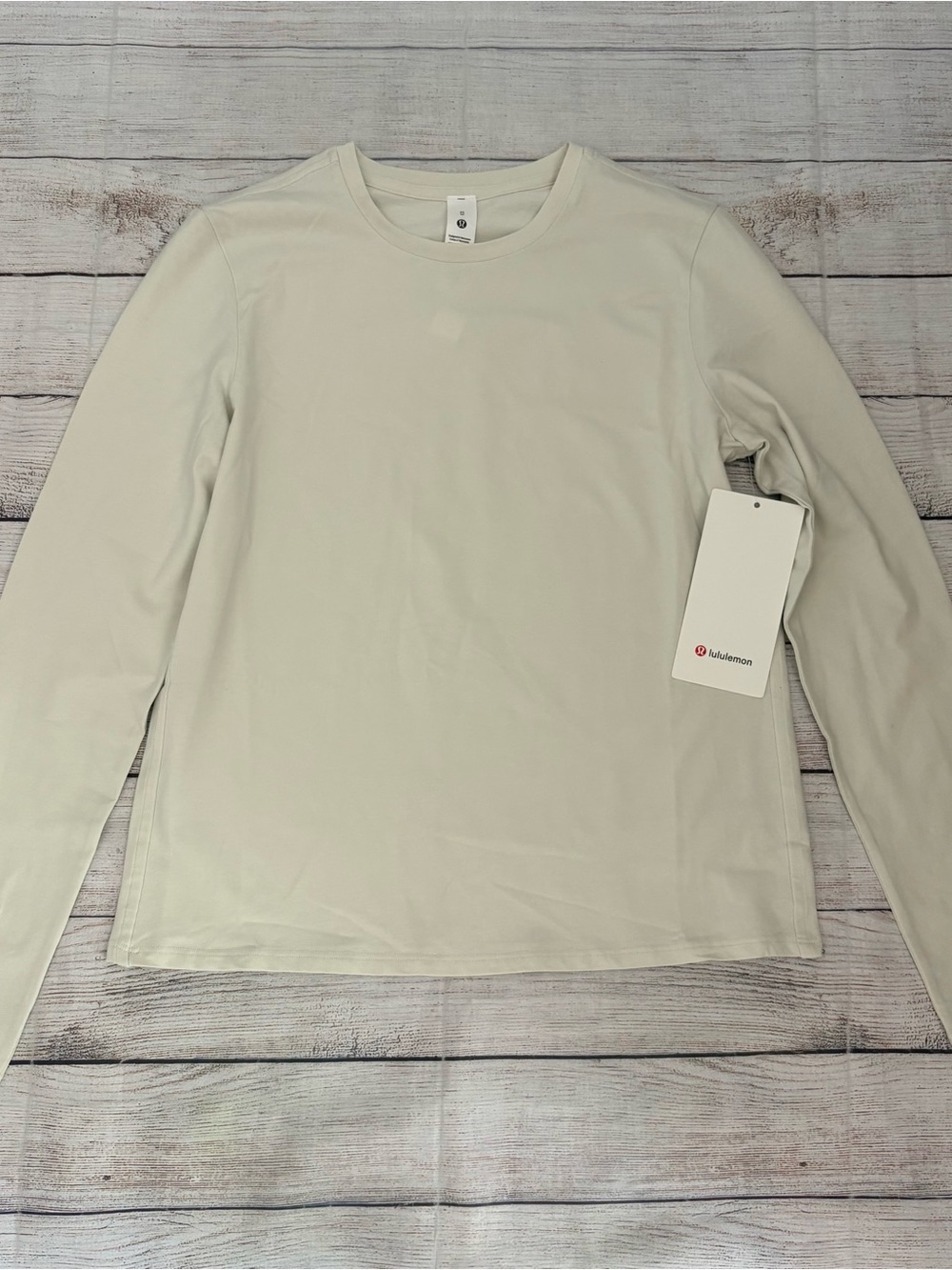 LULULEMON Love Organic Cotton Long Sleeve Size XS. NWT